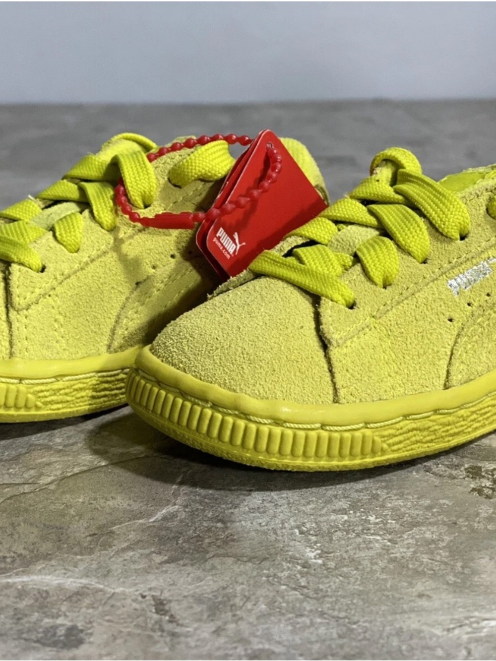 Puma Suede Kids LimeGreen/Yellow Suede Lace-Up Sneakers 356274 32~NEW